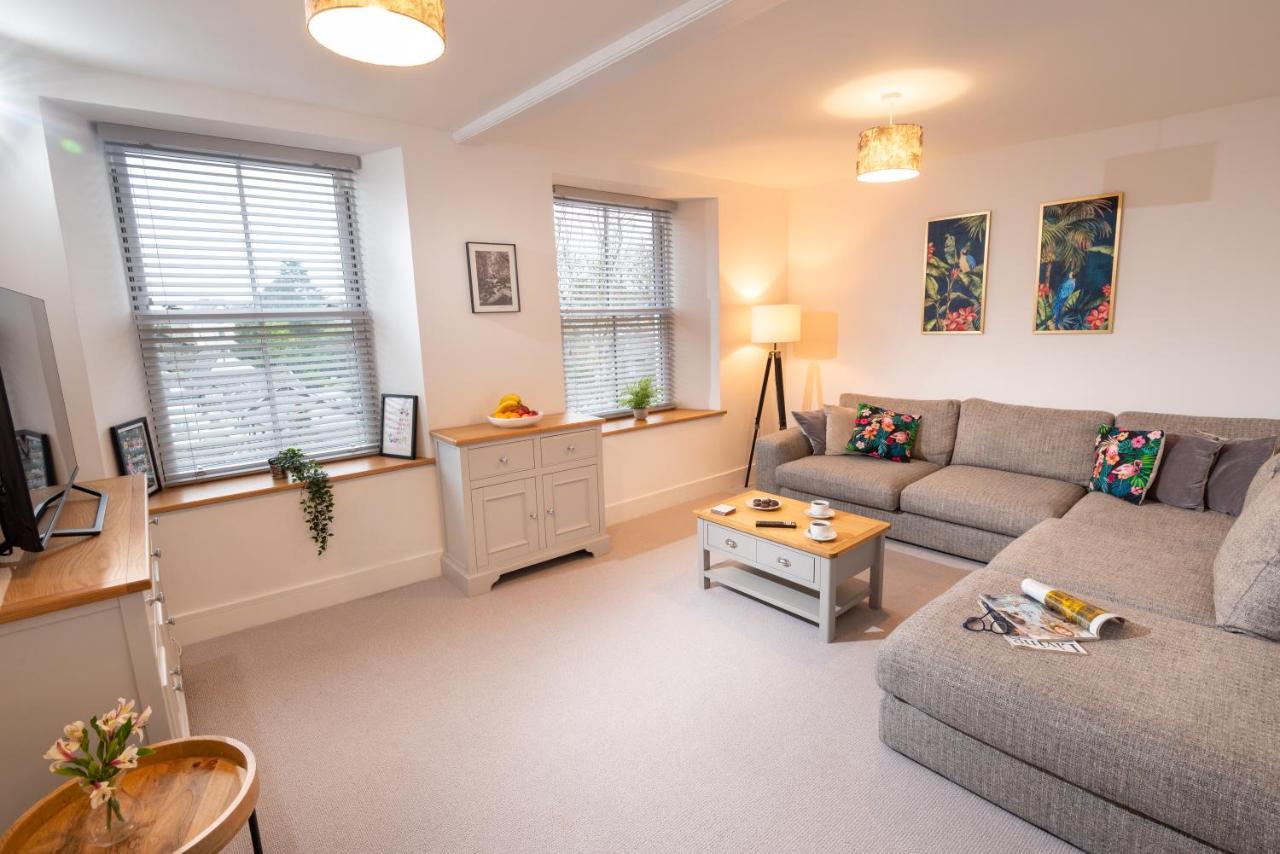 Lola'S Loft With Lake Views - Central Bowness - Pet Friendly Buitenkant foto