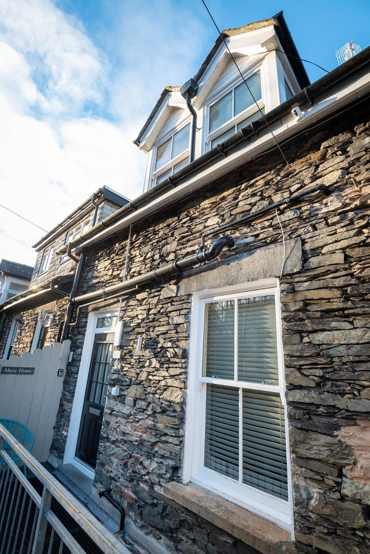 Lola'S Loft With Lake Views - Central Bowness - Pet Friendly Buitenkant foto