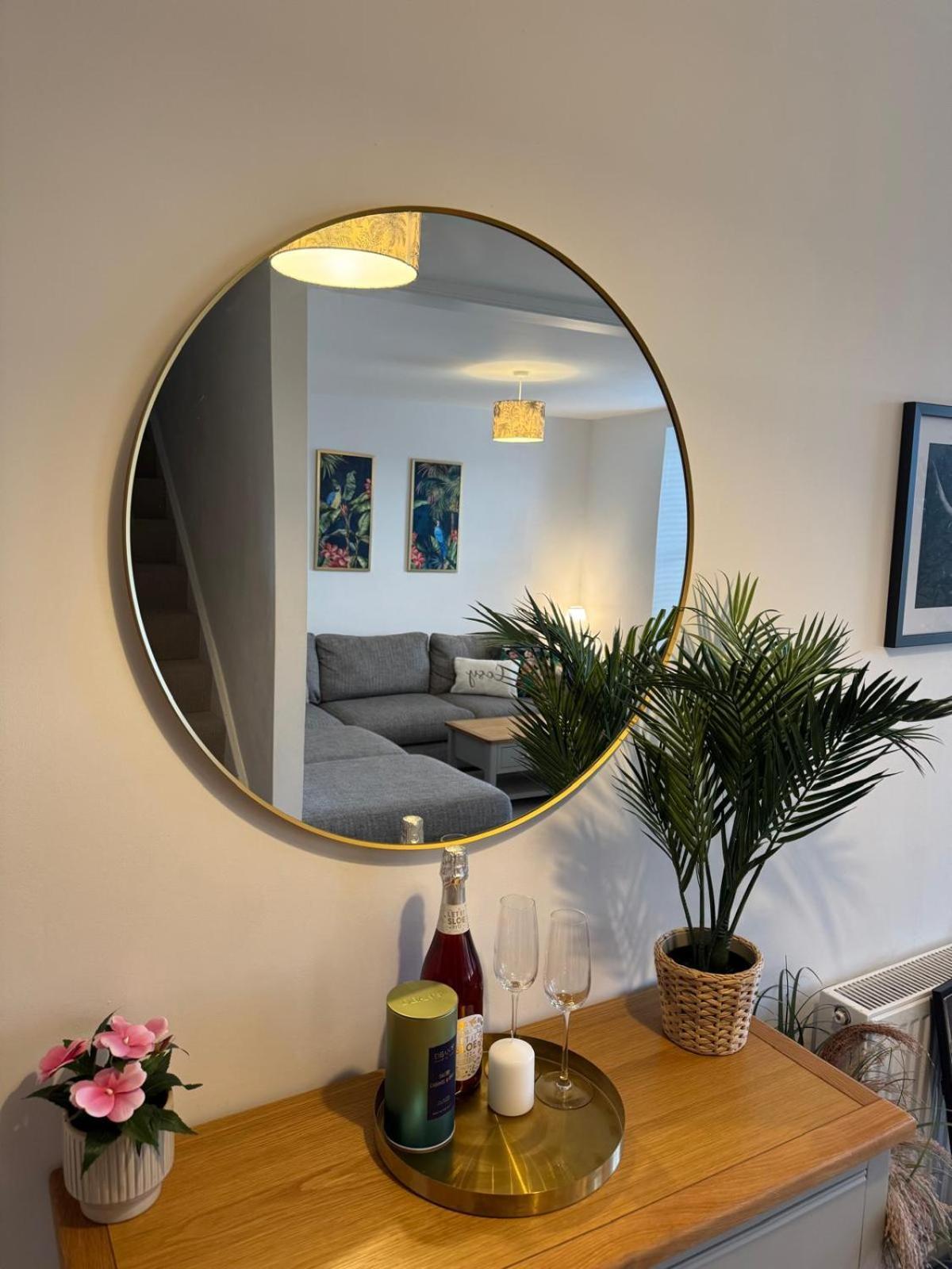 Lola'S Loft With Lake Views - Central Bowness - Pet Friendly Buitenkant foto